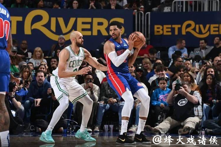 比尔25分太阳力克76人止4连败 活塞险胜开拓者