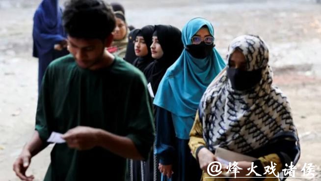 “Z世代”革命后首次大选,老牌大党罕见缺席,这个南亚国家站在命运拐点上? “Z世代”革命后首次大选,老牌大党罕见缺席,这个南亚国家站在命运拐点上?